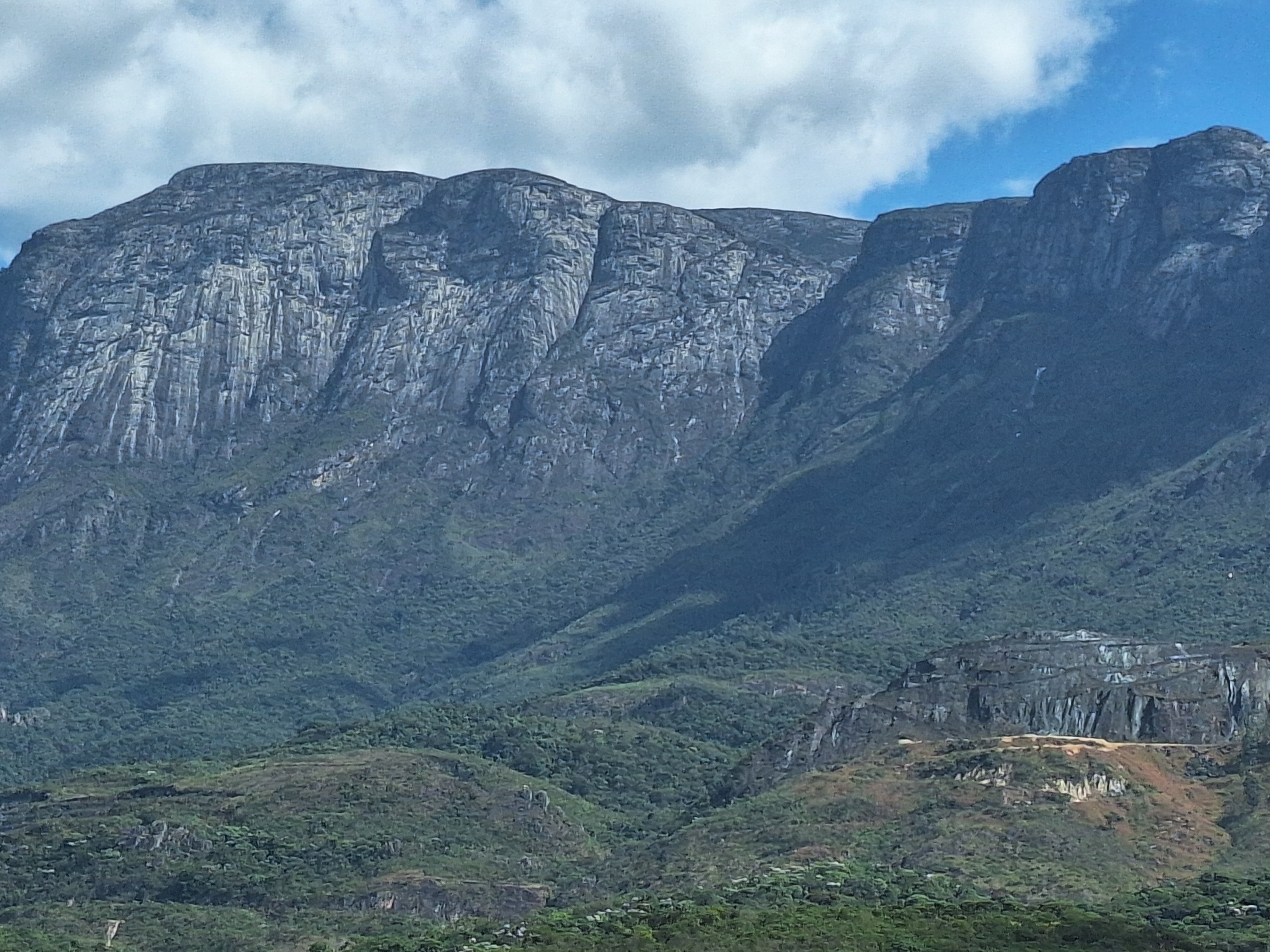 Geologia e Exploração Mineral - Imagem 2